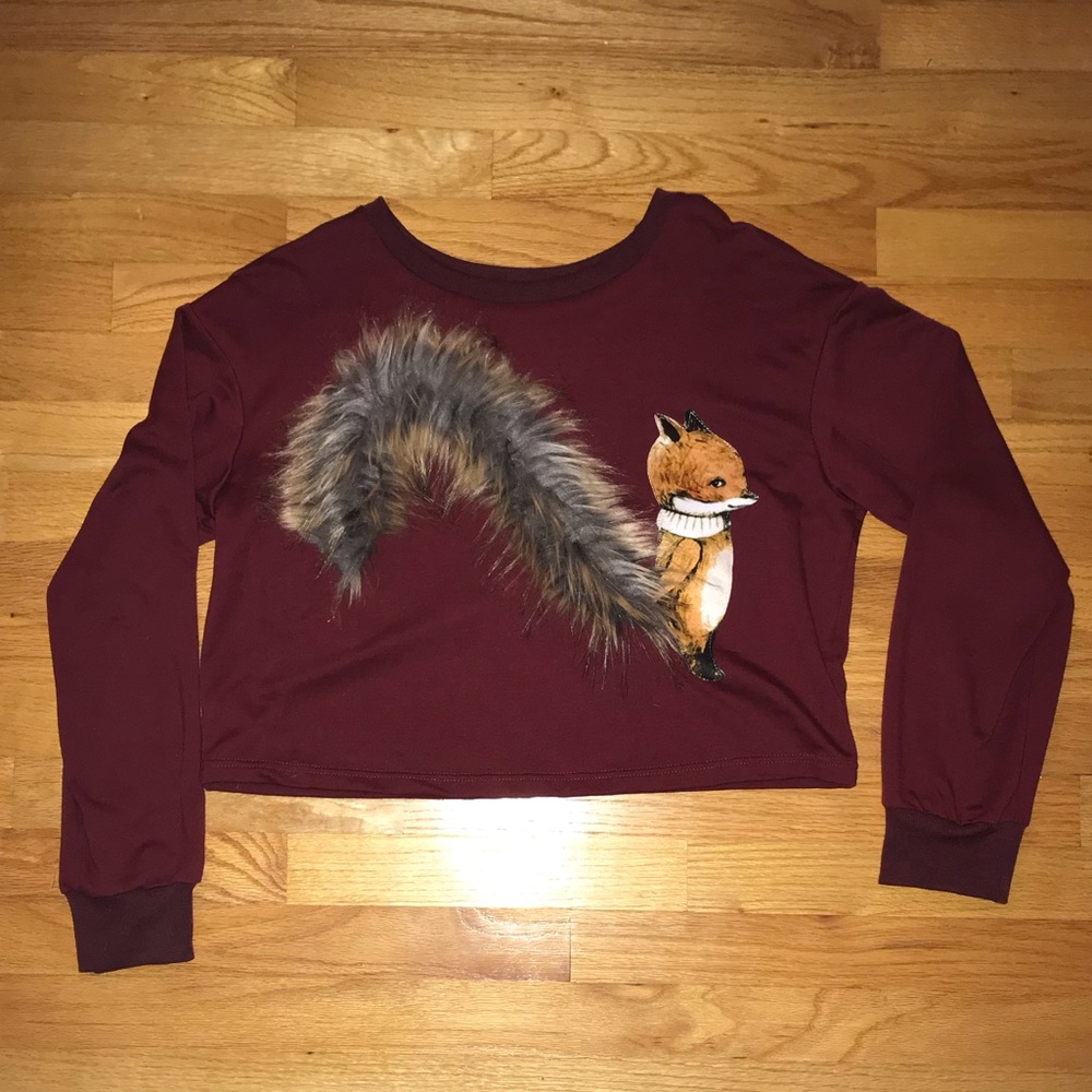 Adorable cropped fox sweatshirt